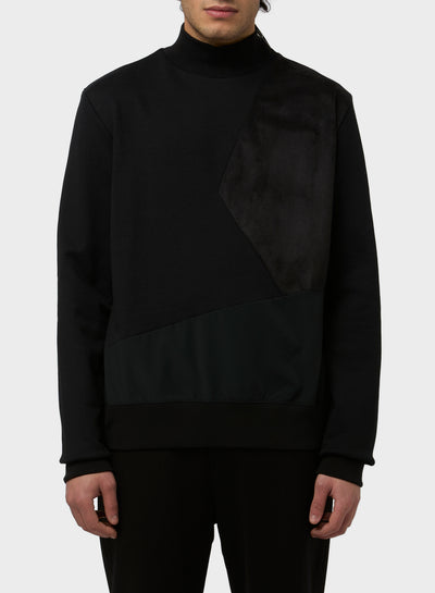 TURTLE NECK FLEECE WITH GEOMETRIC CUTS